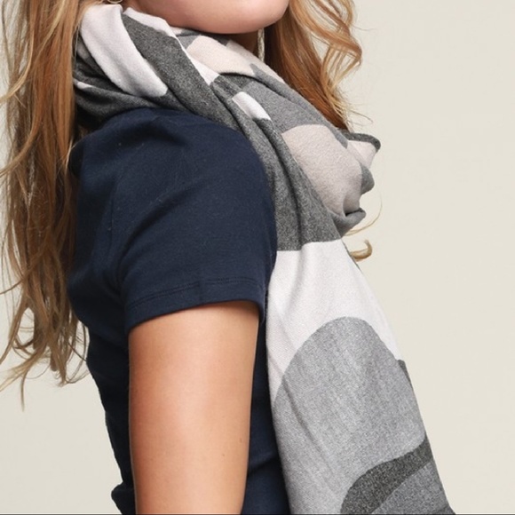 Gray Camo Print Woven Scarf - Picture 3 of 6